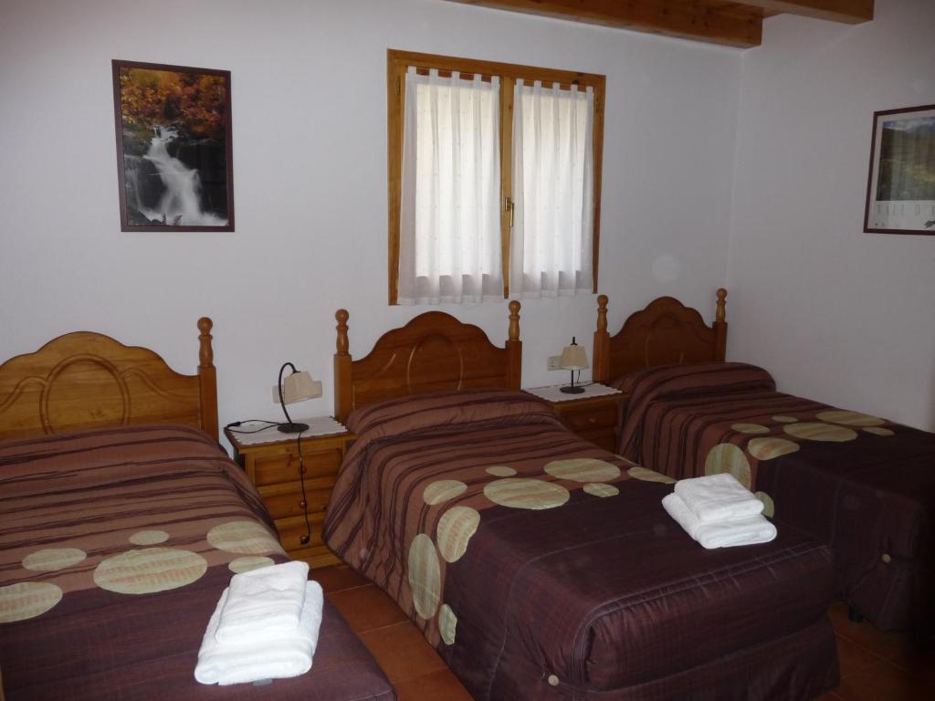 Hostal Casa Font De Seuri Saurí Habitación foto